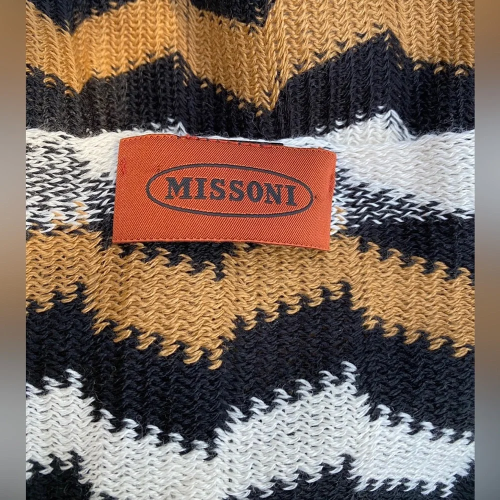 Missoni Wool Blend Chevron Fringed Scarf - Picture 3 of 9